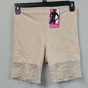 Women's Cream Lace Trim Shorts